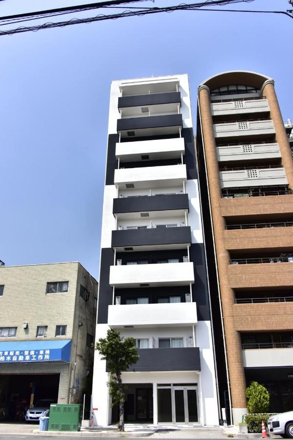 Ferienwohnung モノトーン難波 Ōsaka Exterior foto